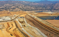 Vista aéra de la presa en donde se muestra la amplitud y tamaño de la misma